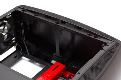 Огляд корпусу nzxt manta для плат mini-itx (пам'ять) Огляд корпусу nzxt manta для плат mini-itx
