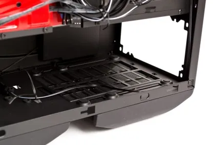 Огляд корпусу nzxt manta для плат mini-itx (відеокарта) Огляд корпусу nzxt manta для плат mini-itx