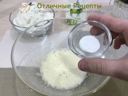 Оладки на кефірі! Секрет пишних оладок від бабусі, відмінні рецепти (оладки на кефірі пишні рецепт з фото покроковий) Оладки на кефірі! Секрет пишних оладок від бабусі, відмінні рецепти