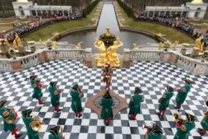 Відкриття фонтанів в Петергофі 2017, завтра в Пітері