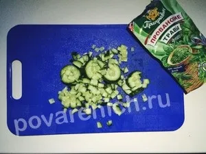Овочевий салат з куркою і натуральним йогуртом, рецепт салату з куркою і йогуртом (овочевий) Овочевий салат з куркою і натуральним йогуртом, рецепт салату з куркою і йогуртом