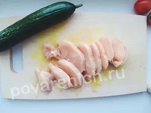 Овочевий салат з куркою і натуральним йогуртом, рецепт салату з куркою і йогуртом (фото-рецепт) Овочевий салат з куркою і натуральним йогуртом, рецепт салату з куркою і йогуртом