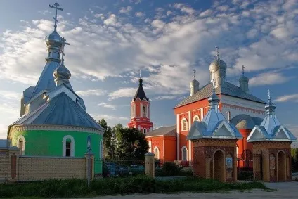 Павловський посад - старовинний городУкаіни (пам'ятки Москви) Павловський посад - старовинний городУкаіни