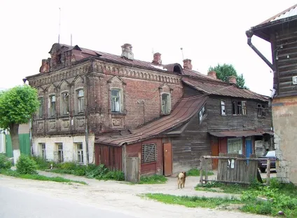 Павловський посад - старовинний городУкаіни (опис) Павловський посад - старовинний городУкаіни