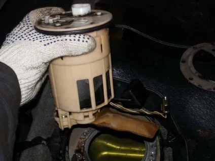 Ознаки несправності адсорбера найпоширеніші поломки - твій гід в світі машин (почали) Ознаки несправності адсорбера найпоширеніші поломки - твій гід в світі машин