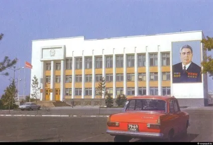 Прогулянка по Павлодар (репортаж) Прогулянка по Павлодар