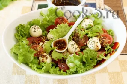 Салат з помідорами і сухариками - покроковий рецепт з фото, салати (салат з помідорами і сухариками рецепт) Салат з помідорами і сухариками - покроковий рецепт з фото, салати