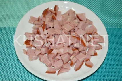 Салат з пекінської капусти з шинкою і кукурудзою (салат з пекінської капусти з шинкою фото) Салат з пекінської капусти з шинкою і кукурудзою