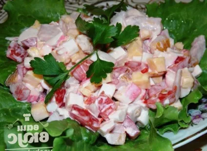 Салат з крабовим м'ясом і помідорами - святкові рецепти 2017 роки (салат) Салат з крабовим м'ясом і помідорами - святкові рецепти 2017 року