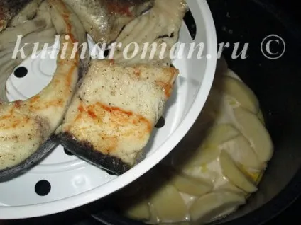 Риба на пару з запеченою картоплею в мультиварці (запеченим) Риба на пару з запеченою картоплею в мультиварці