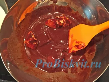 Шоколадний фондан з рідким центром - покроковий рецепт (шоколадний фондан) Шоколадний фондан з рідким центром - покроковий рецепт