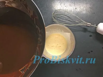 Шоколадний фондан з рідким центром - покроковий рецепт (фондан рецепт) Шоколадний фондан з рідким центром - покроковий рецепт