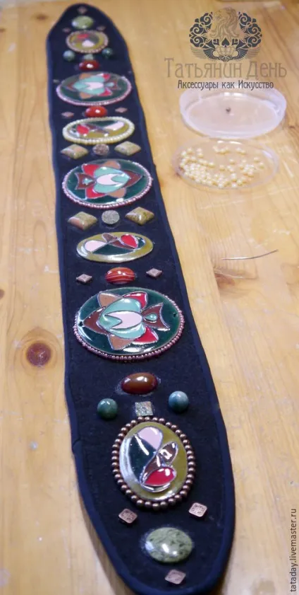 Створюємо пояс з бісерної вишивкою - ярмарок майстрів - ручна робота, handmade (голки бісерні) Створюємо пояс з бісерної вишивкою - ярмарок майстрів - ручна робота, handmade