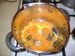 Суп з яцом