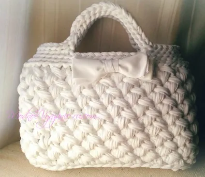 Сумочки трикотажної пряжею - crochet modnoe vyazanie (нитки локшина) Сумочки трикотажної пряжею - crochet modnoe vyazanie