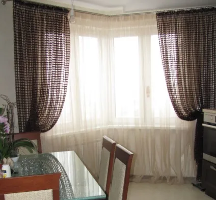 Тюль для кухні фото короткою драпірування, як зшити і красиво повісити штори, дизайн сітки і як (фото) Тюль для кухні фото короткою драпірування, як зшити і красиво повісити штори, дизайн сітки і як