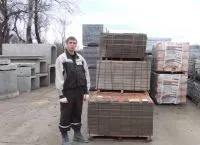 Укладання плитки на дачі