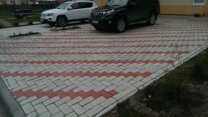 Укладання тротуарної плитки під автомобіль - плитка під машину (укладання тротуарної плитки під автомобіль) Укладання тротуарної плитки під автомобіль - плитка під машину