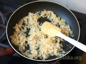 Качка запечена з гречкою - покроковий рецепт з фото