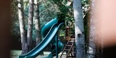 Санкції проти самих себе що чекає українських заробітчан дипмісії сша