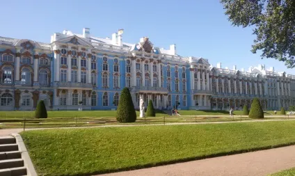 Замок і палац