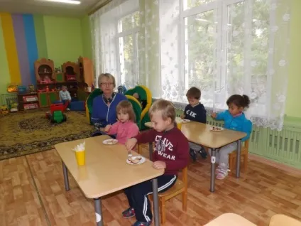 Значення художньої творчості, малювання в житті дитини (художнього) Значення художньої творчості, малювання в житті дитини