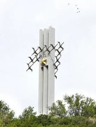 22 Жовтня свято білих журавлів (білих) 22 Жовтня свято білих журавлів