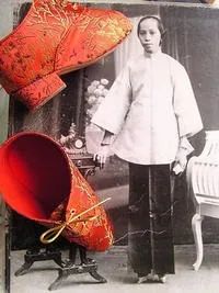 47 шокуючих знімків ніг китайських «жінок-лотосів» (китайських) 47 шокуючих знімків ніг китайських «жінок-лотосів»