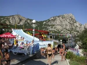 Аквапарк «блакитний затока», крим наш відпочинок в криму, бронювання готелів (блакитний) Аквапарк «блакитний затока», крим наш відпочинок в криму, бронювання готелів