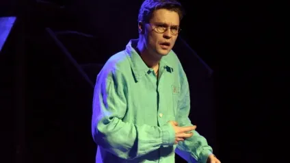 Актор денис ріжків в Черкасах «від грошей треба відвикати» (відвикати) Актор денис ріжків в Черкасах «від грошей треба відвикати»