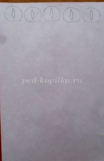Аплікація для дітей 6-8 років своїми руками крок за кроком з фото і шаблонами (своїми) Аплікація для дітей 6-8 років своїми руками крок за кроком з фото і шаблонами