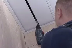 Збірка рейкової стелі схема монтажу (схема монтаж установка збірка) Збірка рейкової стелі схема монтажу