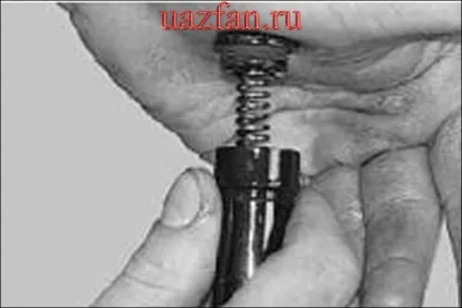 Збірка (зарядка) і установка гидронатяжителя ланцюгів, гидронатяжитель ланцюгів (Вставте плунжер корпус) Збірка (зарядка) і установка гидронатяжителя ланцюгів, гидронатяжитель ланцюгів