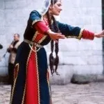Вірменський жіночий костюм
