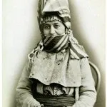 Вірменський жіночий костюм