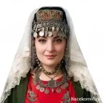 Вірменський жіночий костюм
