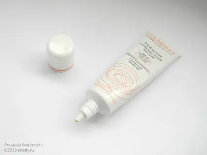 Avene couvrance fluid foundation corrector 02 natural (spf 15, sensitive skin)