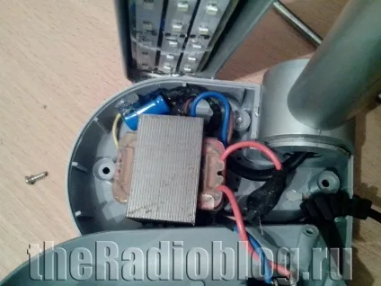 Блог паяльщика - зроби сам світлодіодну настільну лампу з енергозберігаючою (лампу) Блог паяльщика - зроби сам світлодіодну настільну лампу з енергозберігаючою
