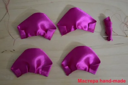 Брошка - троянда з атласних стрічок та мережива, своїми руками - майстри hand-made (троянда з атласних стрічок) Брошка - троянда з атласних стрічок та мережива, своїми руками - майстри hand-made