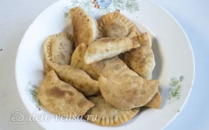 Чебуреки з куркою рецепт з фото - покрокове приготування курячих чебуреків (чебуреків) Чебуреки з куркою рецепт з фото - покрокове приготування курячих чебуреків