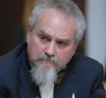 Чим відрізняється кулер від диспенсера для води () Чим відрізняється кулер від диспенсера для води