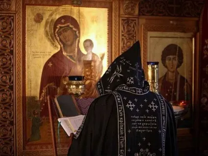 Чим відрізняється монах від ченця (монах) Чим відрізняється монах від інока