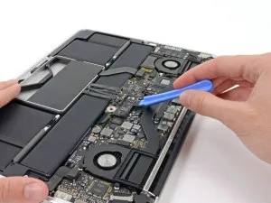 Чистка ноутбука lenovo від пилу (чистки ноутбука Lenovo) Чистка ноутбука lenovo від пилу