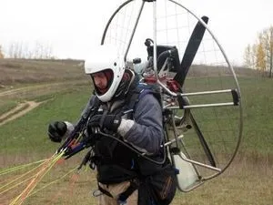 Що таке мотопараплан, паралет і аерошют