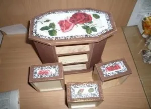 Декупаж комода