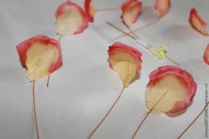 Робимо реалістичний квітка з тканини - ярмарок майстрів - ручна робота, handmade (флористика) Робимо реалістичний квітка з тканини - ярмарок майстрів - ручна робота, handmade