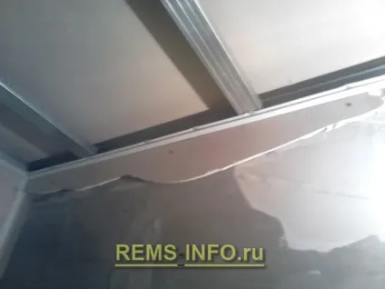 Робимо стелю з пластикових панелей у ванній - приклад з фото (ремонт ванною.) Робимо стелю з пластикових панелей у ванній - приклад з фото
