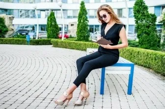 Діловий стиль одягу 2017 - 2018 года фото ділового одягу для жінок, тенденції, правила стилю (діловий стиль для жінок фото) Діловий стиль одягу 2017 - 2018 года фото ділового одягу для жінок, тенденції, правила стилю