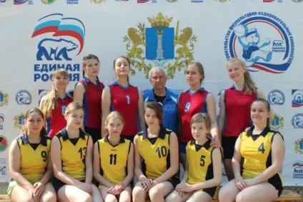 Дівчина з «другої школи» перемогла на Ровноом конкурсі «учень року» і тепер думає, чим ще (року) Дівчина з «другої школи» перемогла на Ровноом конкурсі «учень року» і тепер думає, чим ще