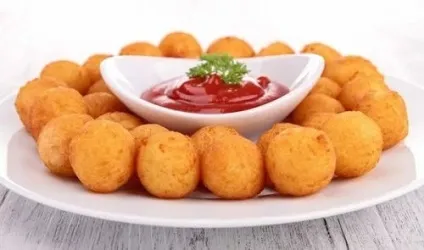 Домашні картопляні кульки з пюре з начинкою (пюре) Домашні картопляні кульки з пюре з начинкою